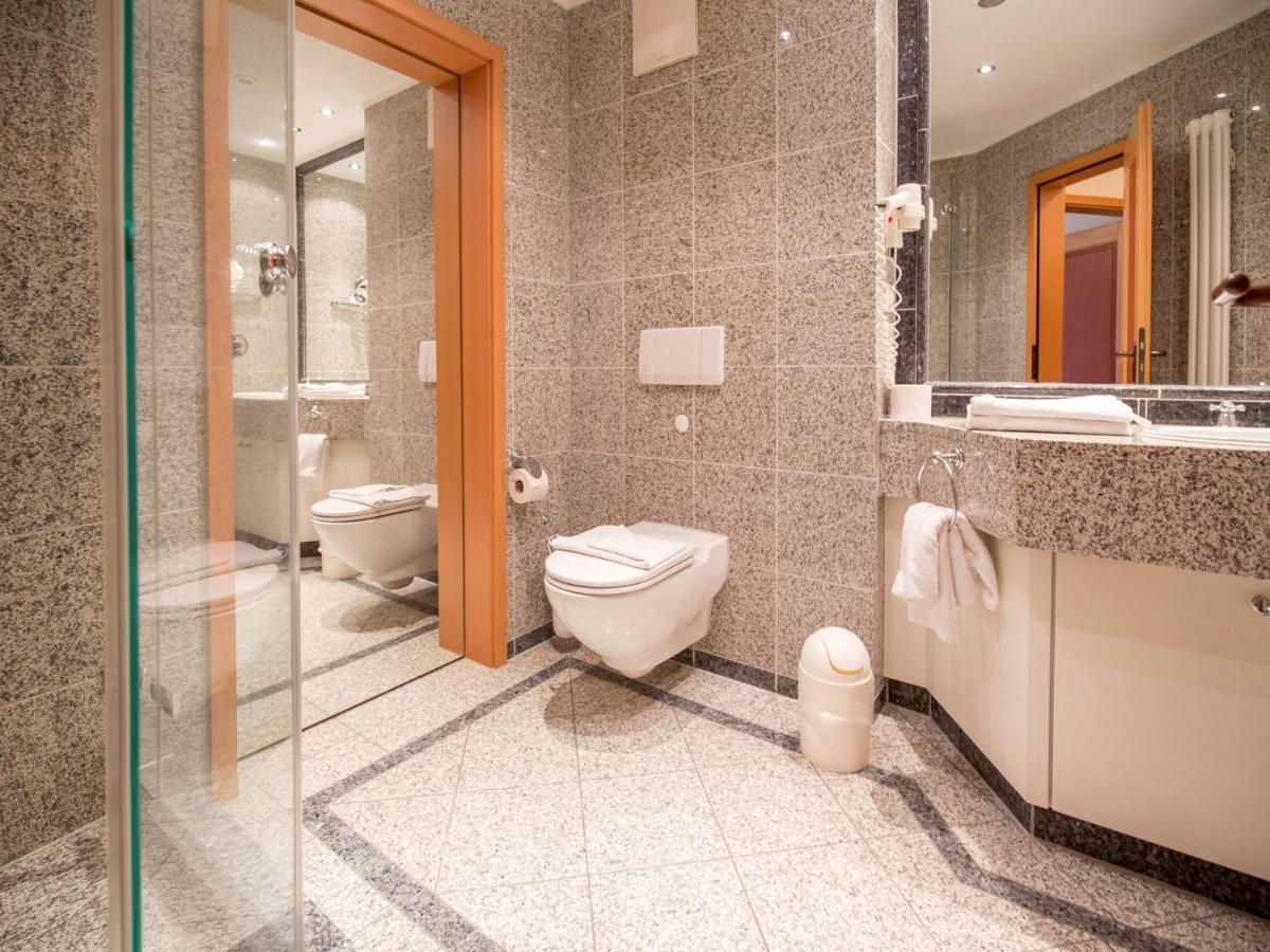 Apartment Komfortplus Mit 1 Schlafzimmer Und Balkon Im Obergeschoss 279 *